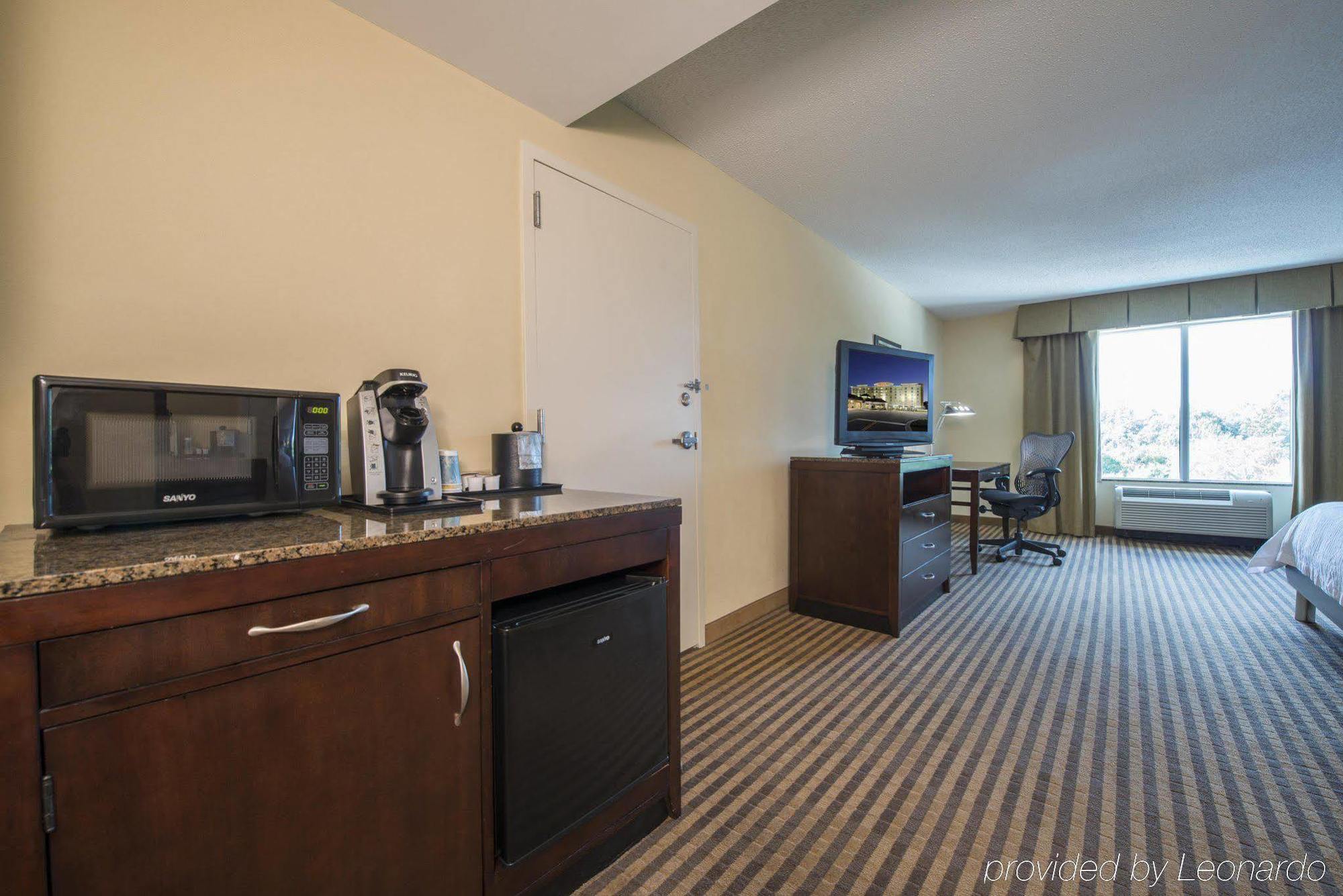 Hilton Garden Inn Atlanta Airport North College Park Bagian luar foto